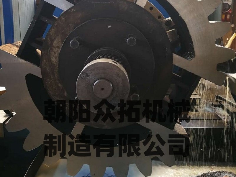 齿轮齿圈