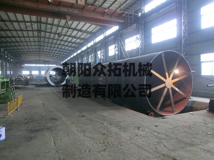 筒体车床.JPG
